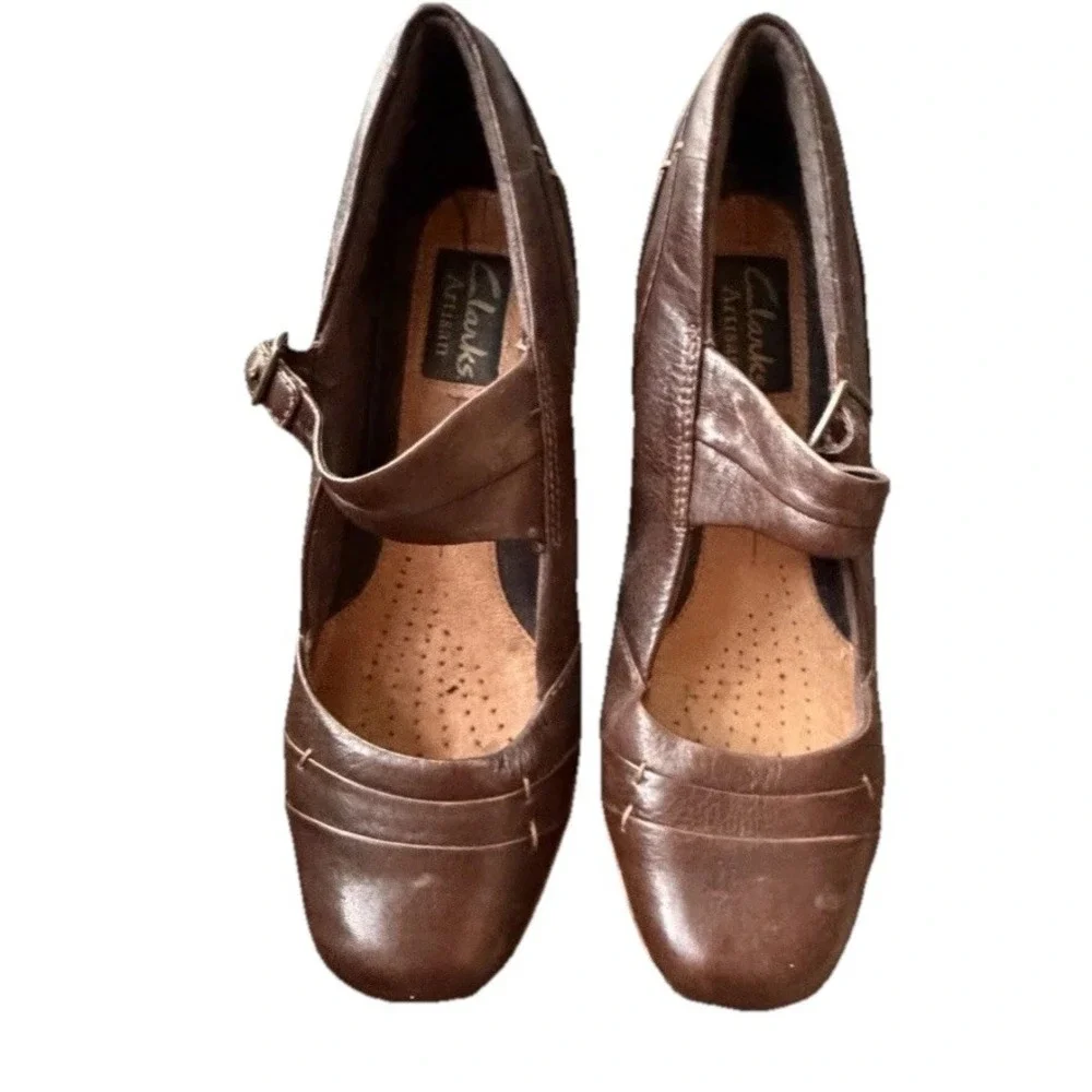Clarks these artisan